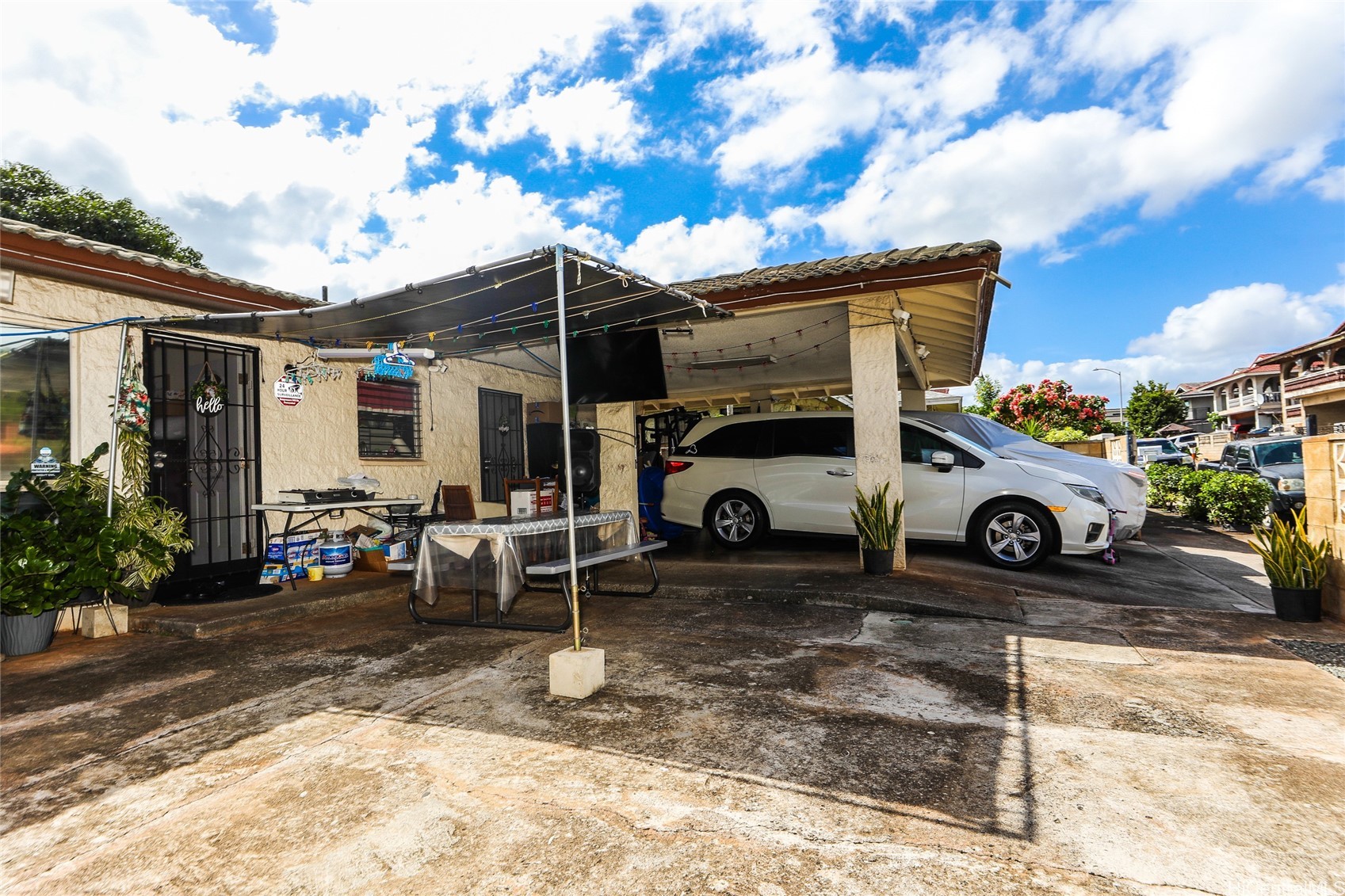 94-1036 Kuhaulua Street