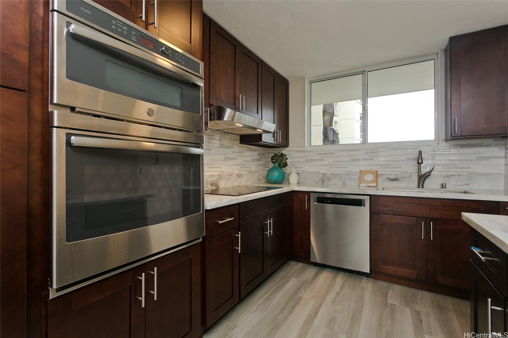 1717 Ala Wai Boulevard 2209