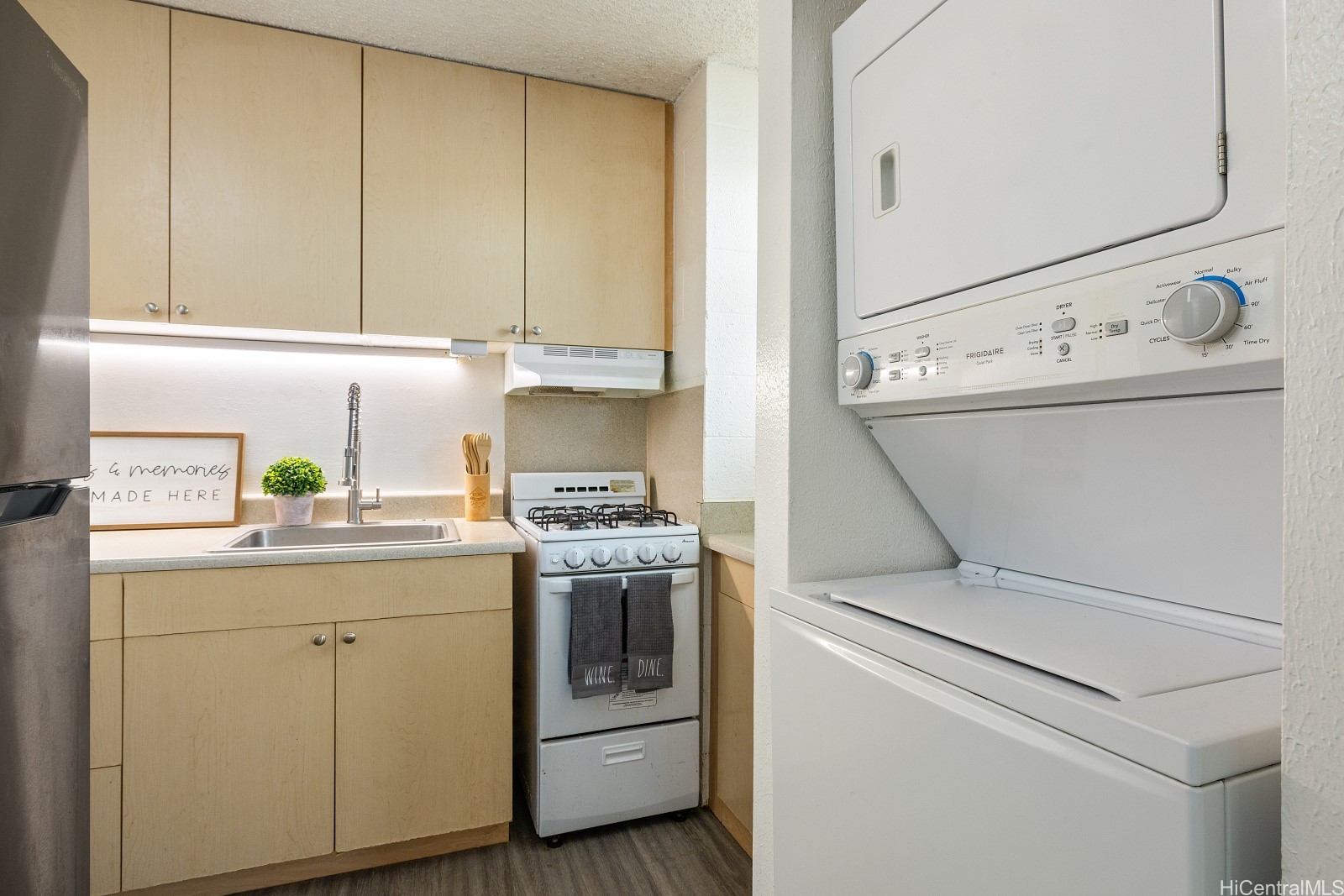 95-23 Waihau Street D133