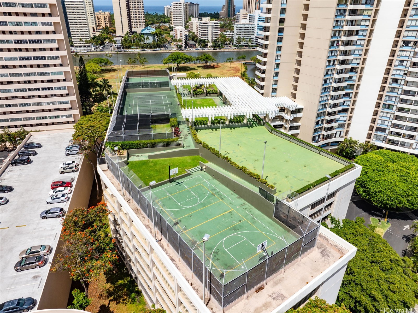 2333 Kapiolani Boulevard 2709