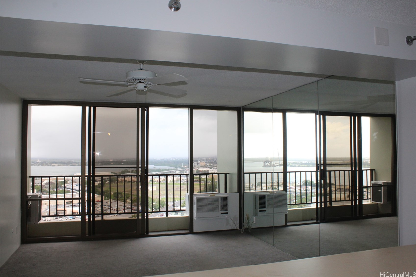 98-402 Koauka Loop 2402