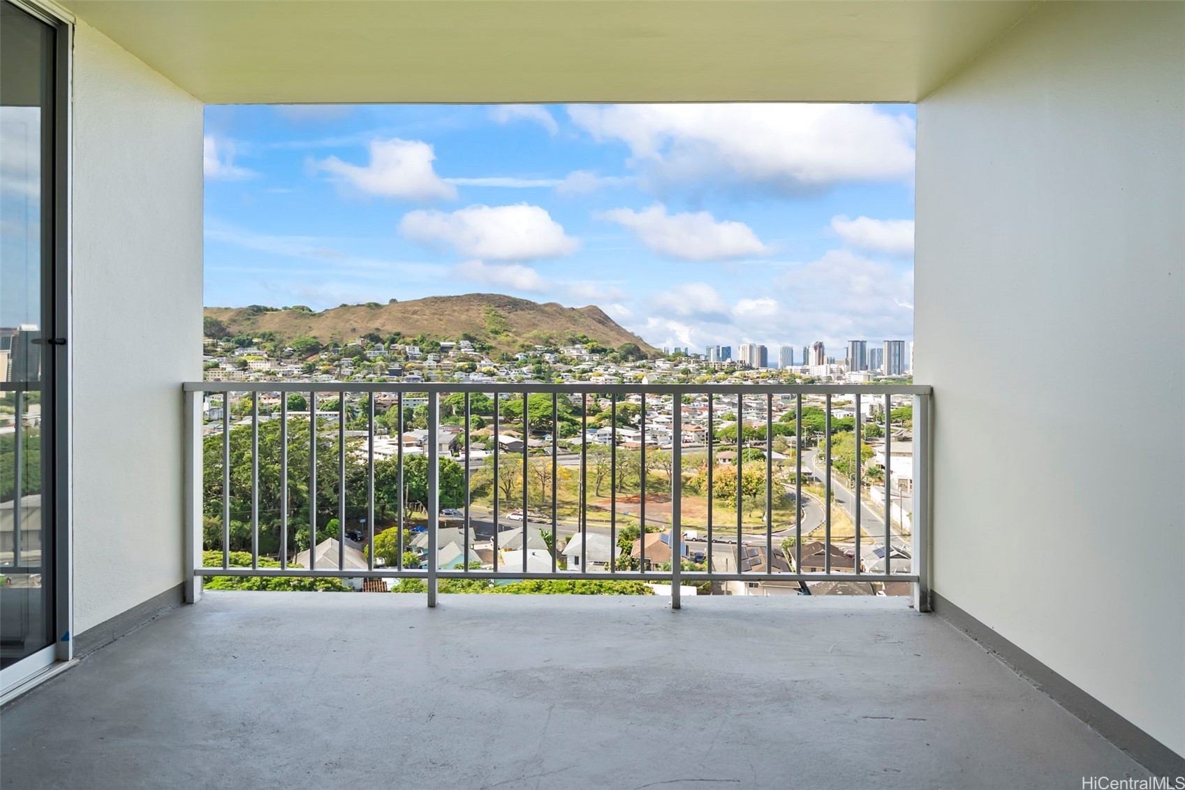 2029 Nuuanu Avenue 1608