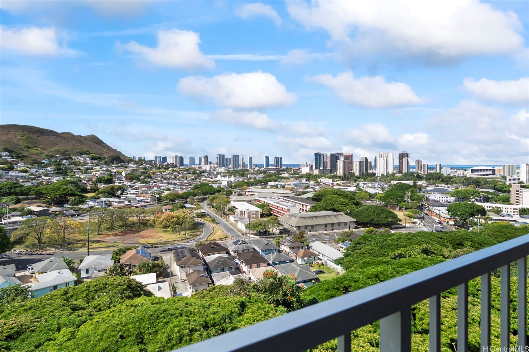 2029 Nuuanu Avenue 1608