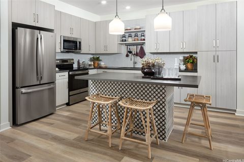 91-1101 Franklin D Roosevelt Avenue 305 Kapolei HI 96707