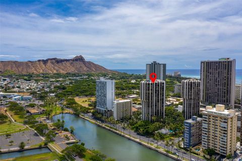 300 Wai Nani Way II-2116 Honolulu HI 96815