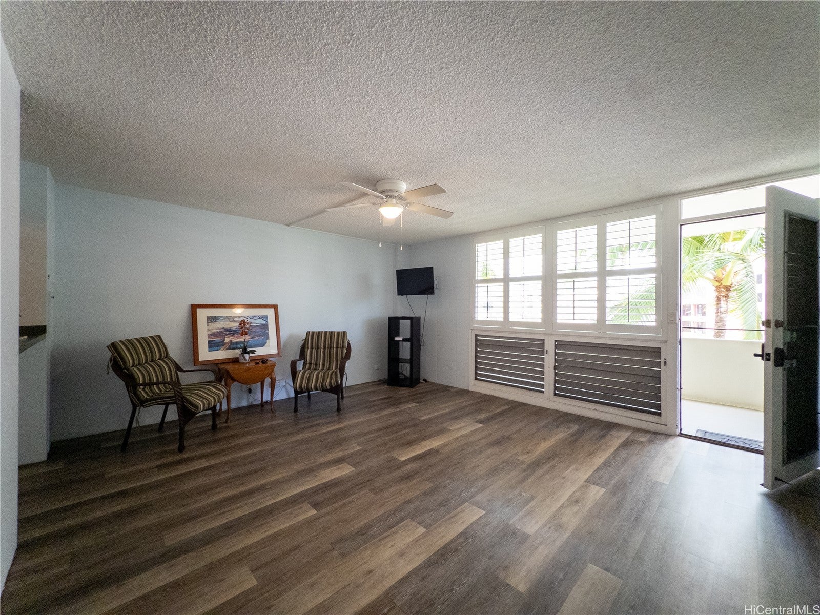 425 Ena Road 706B