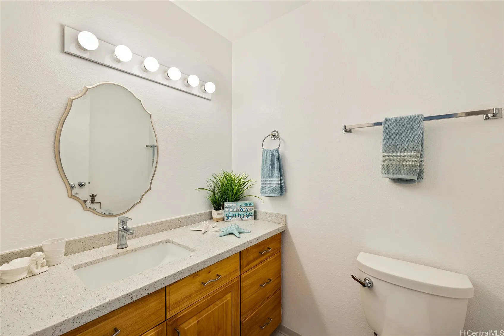 Kapolei, Hawaii 96707, United States, 4 Bedrooms Bedrooms, ,3 BathroomsBathrooms,Residential,Pending,121708