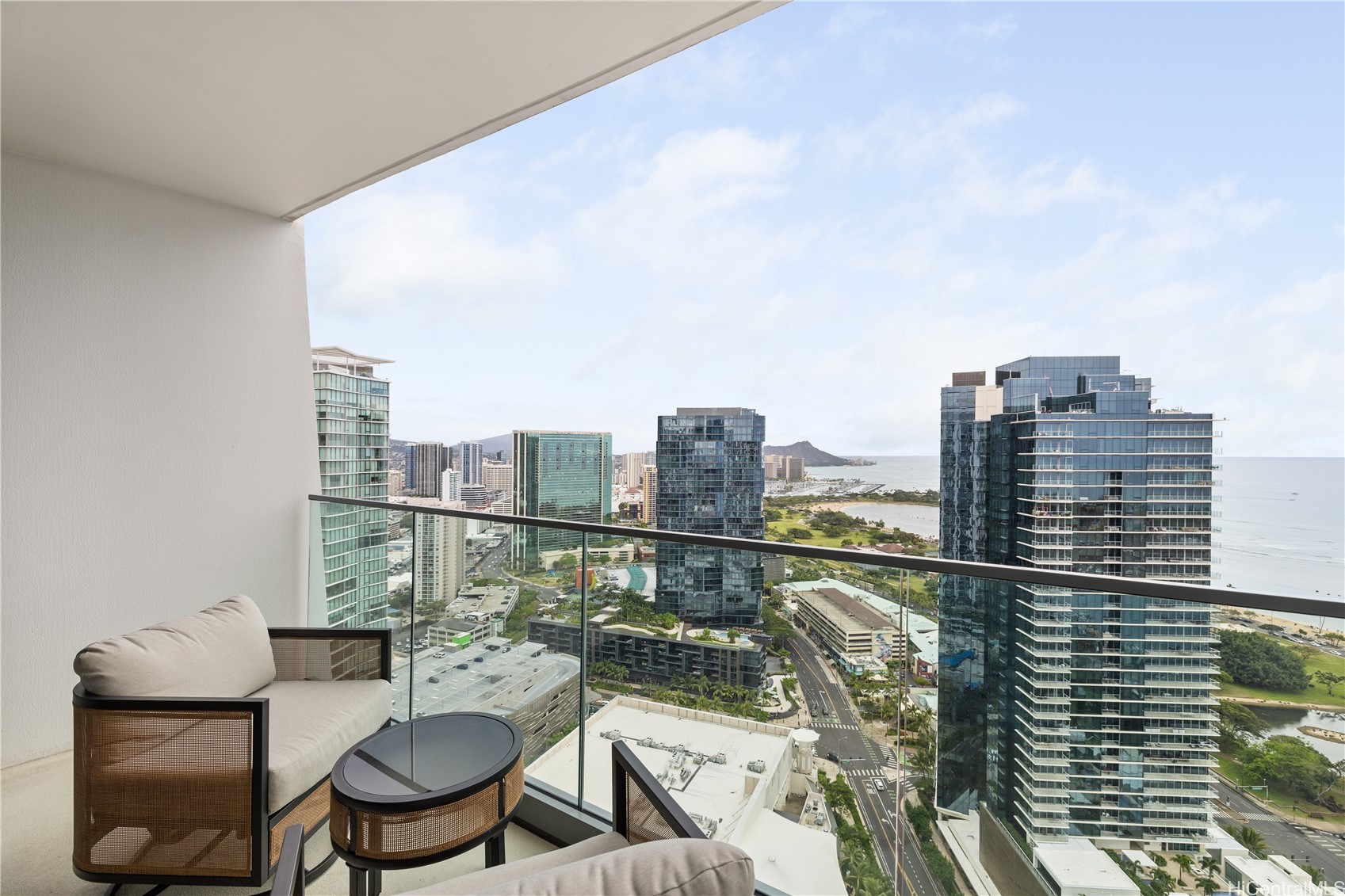 1000 Auahi Street 3604