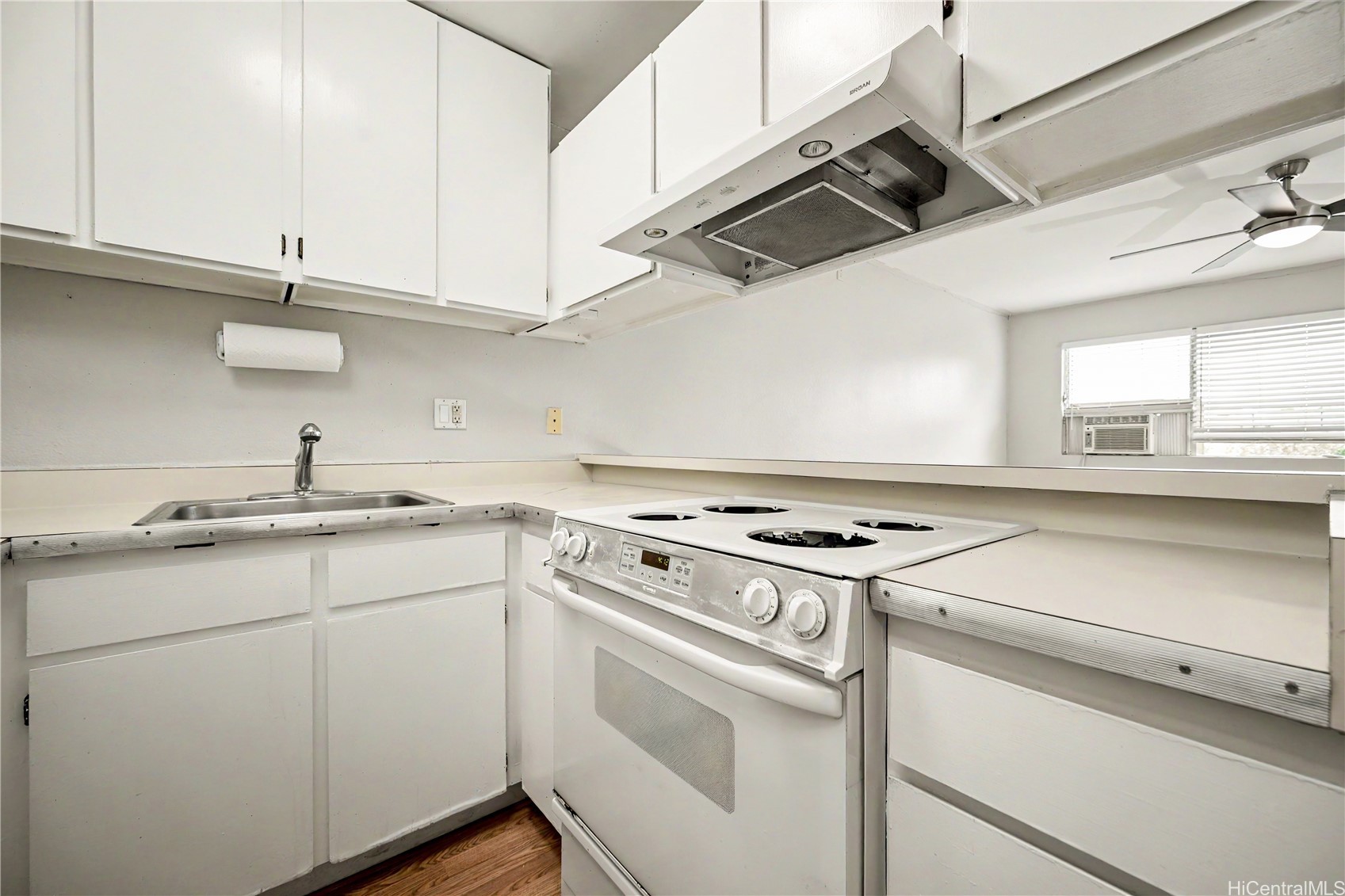 350 Aoloa Street C214