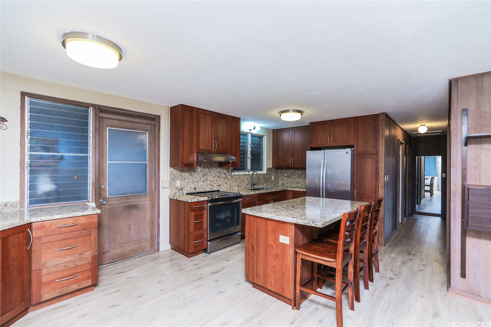 47-481 Ahulimanu Place