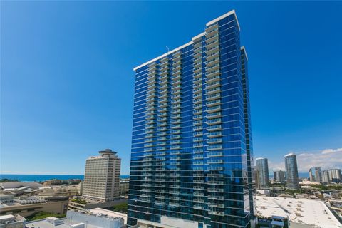 Photo of 629 Keeaumoku Street #1811, Honolulu, HI 96814 (MLS # 202528406)