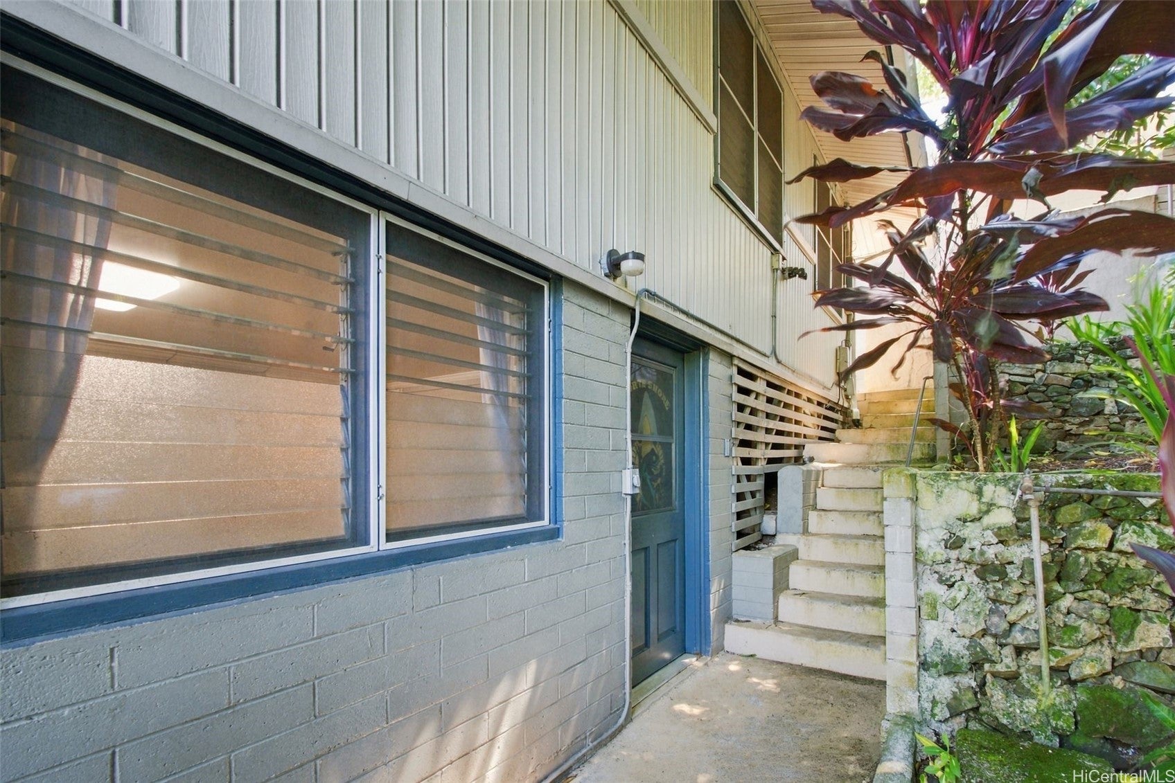 2616 Kalihi Street