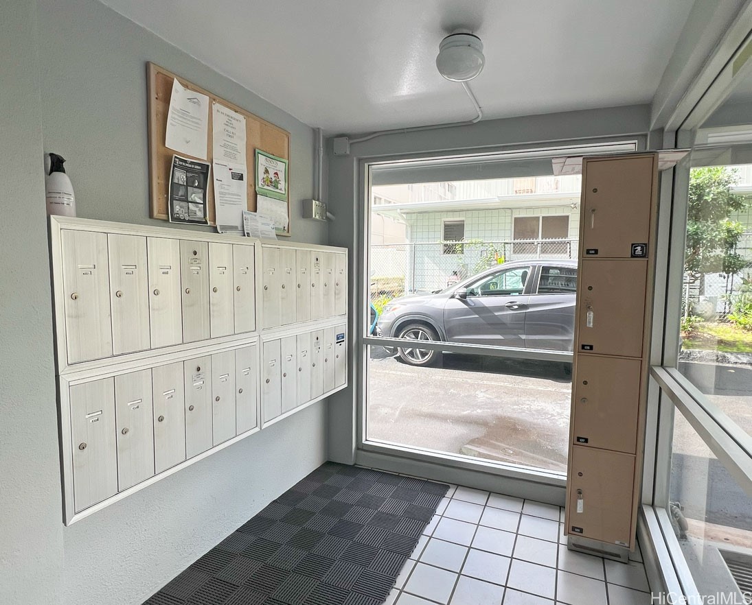 Residence At Punahou Residential Lease