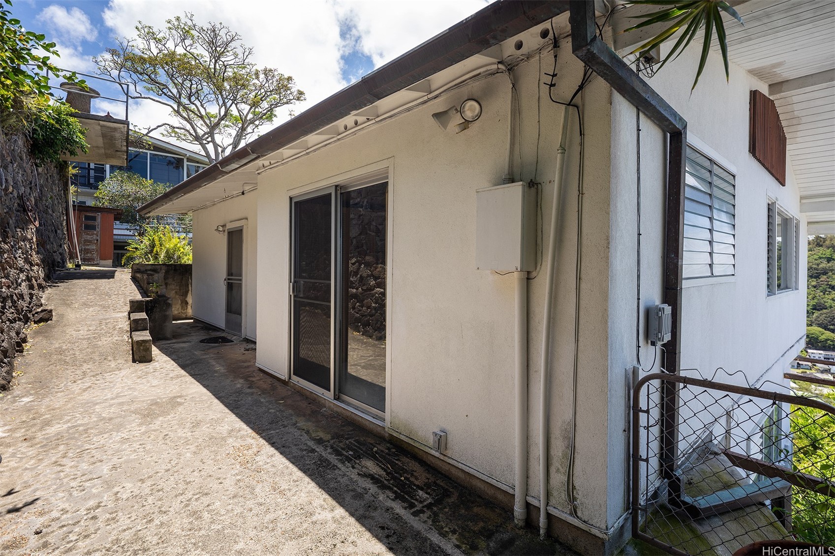 Honolulu Duplex