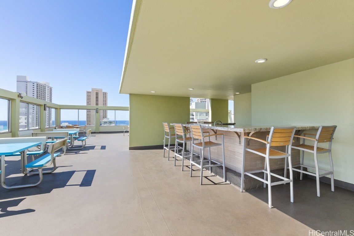 Waikiki Lanais Condominium