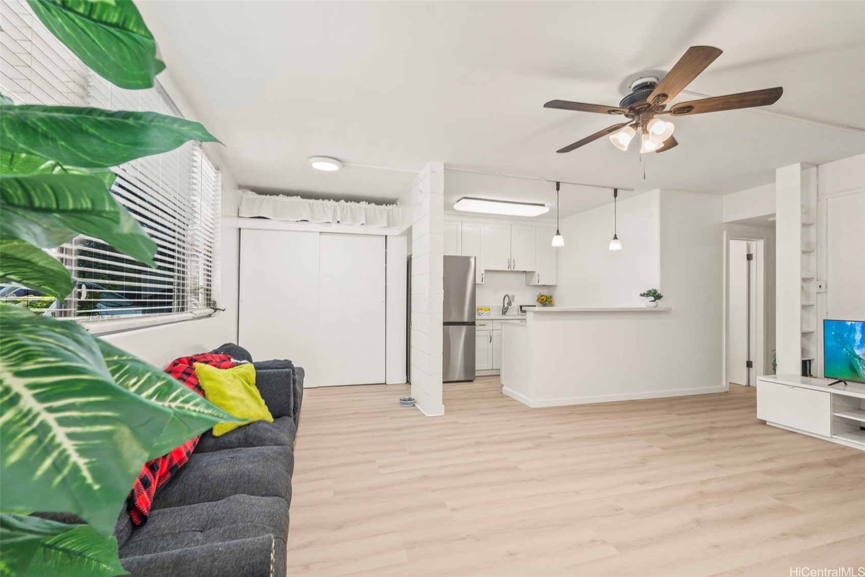 2050 Nuuanu Avenue DH106