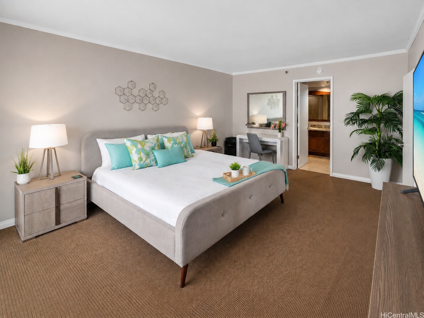 2045 Kalakaua Avenue 1106