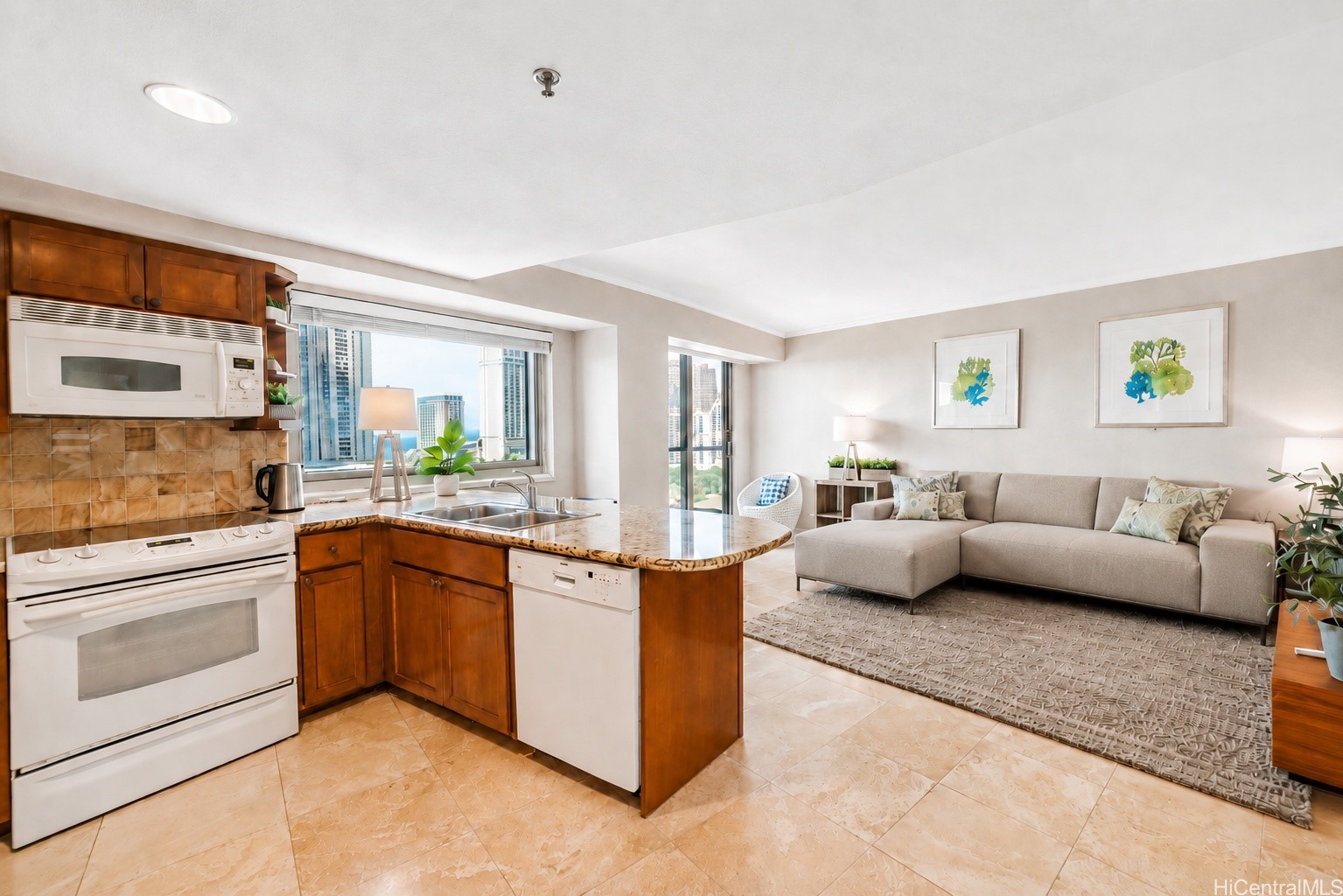 2045 Kalakaua Avenue 1106