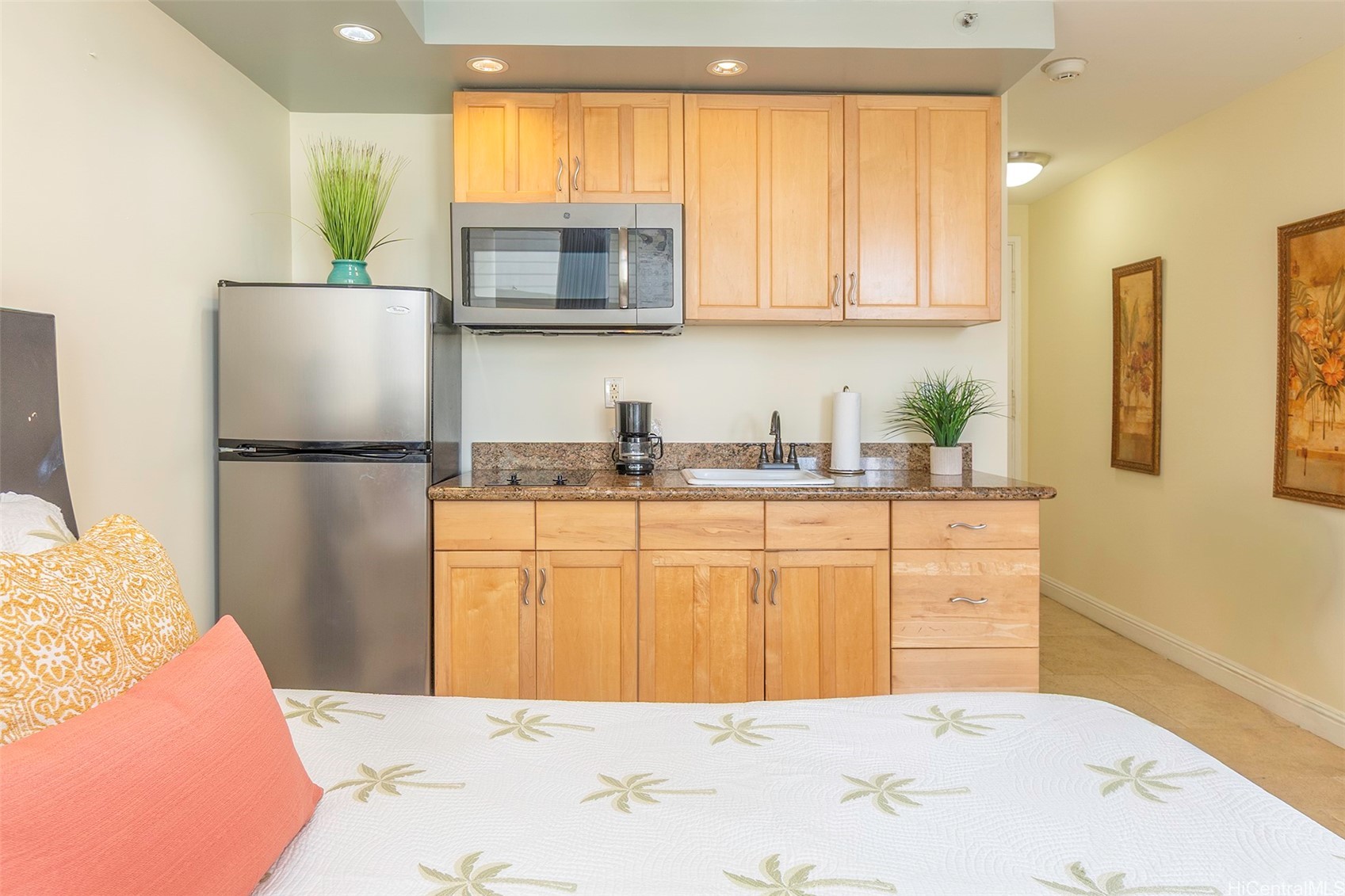 134 Kapahulu Avenue 501