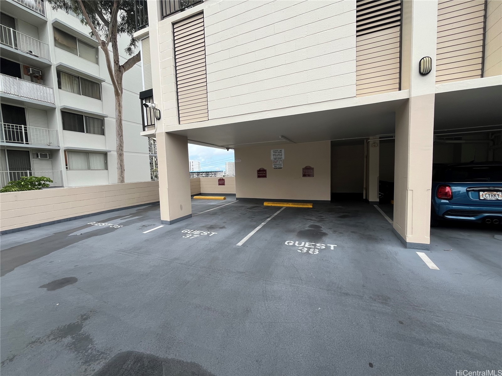 Makikilani Plaza Residential Lease