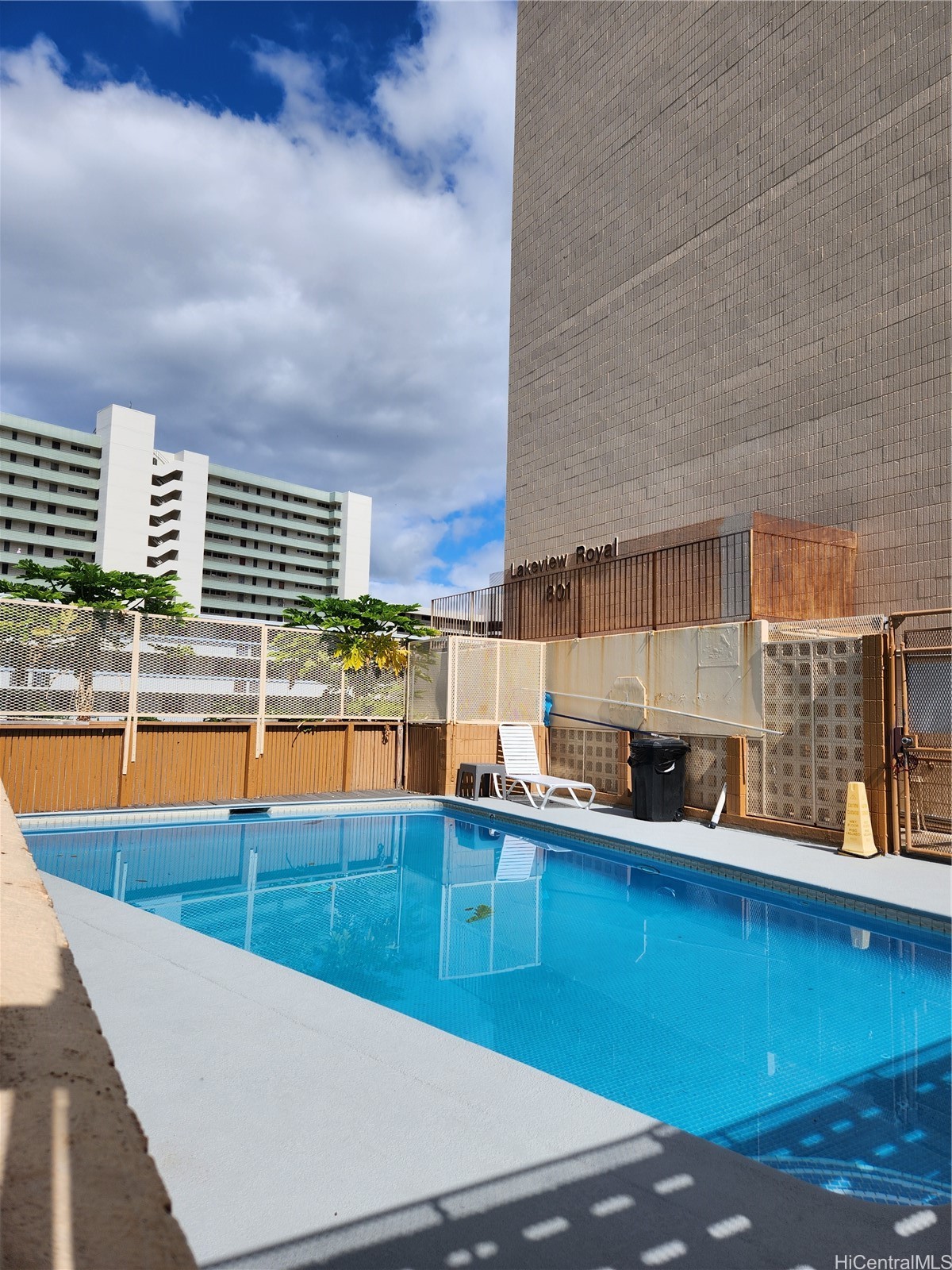 Lakeview Royal Residential Lease
