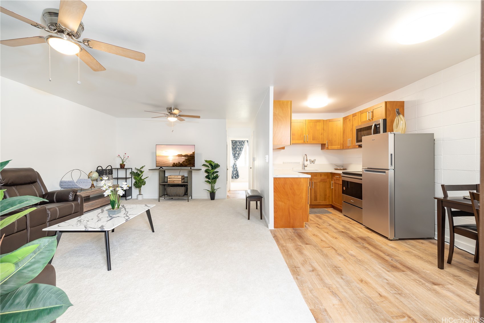 1209 N School Street 102