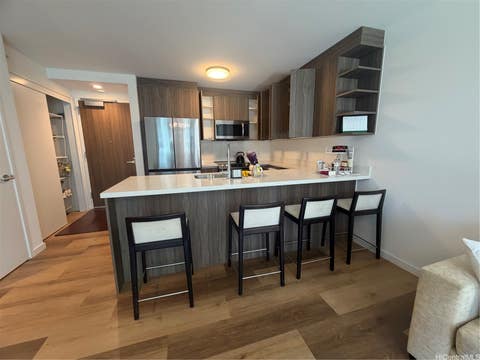 Photo of 1500 Rycroft Street #304R, Honolulu, HI 96814 (MLS # 202616181)