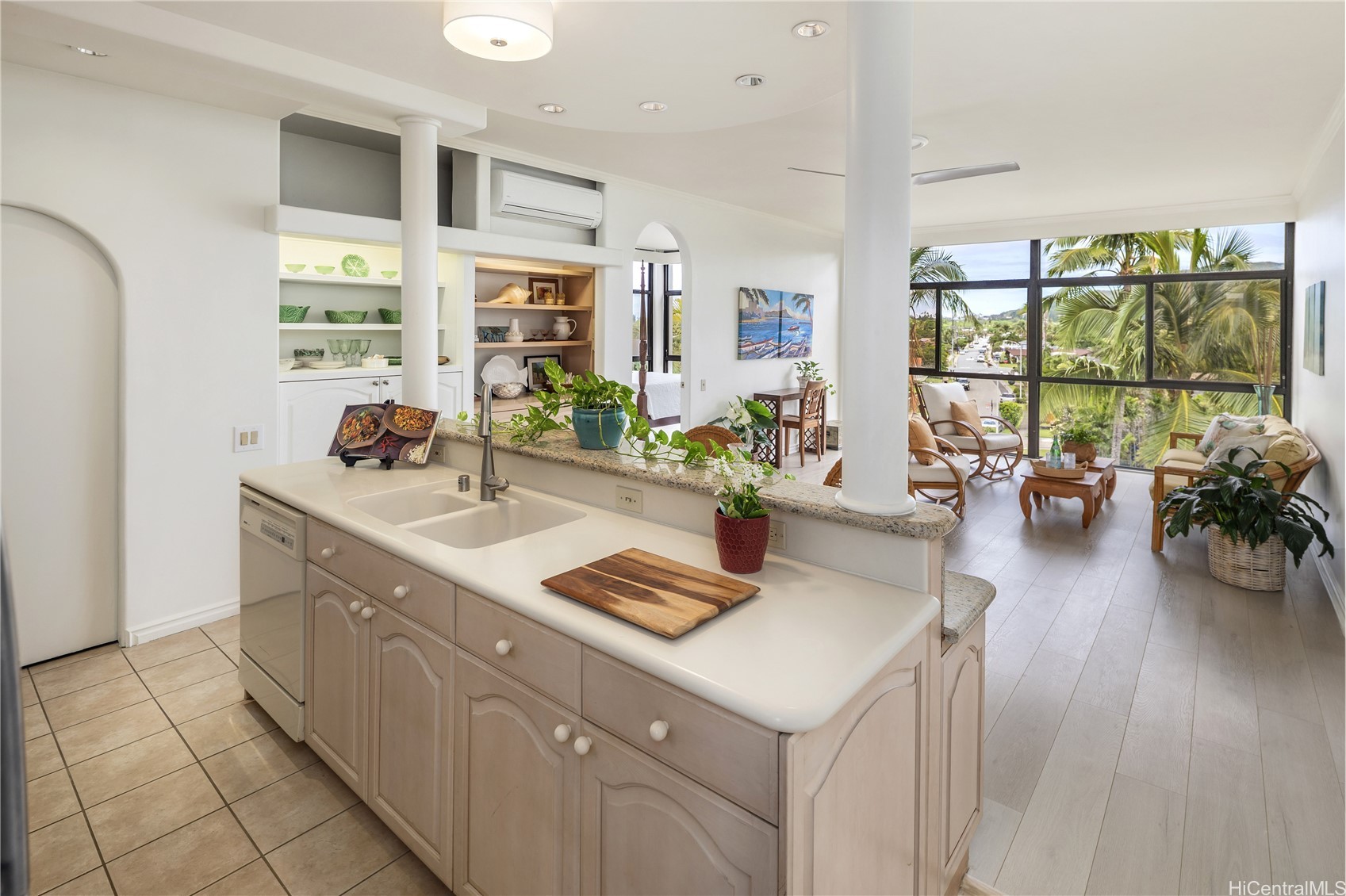 1030 Aoloa Place 410A