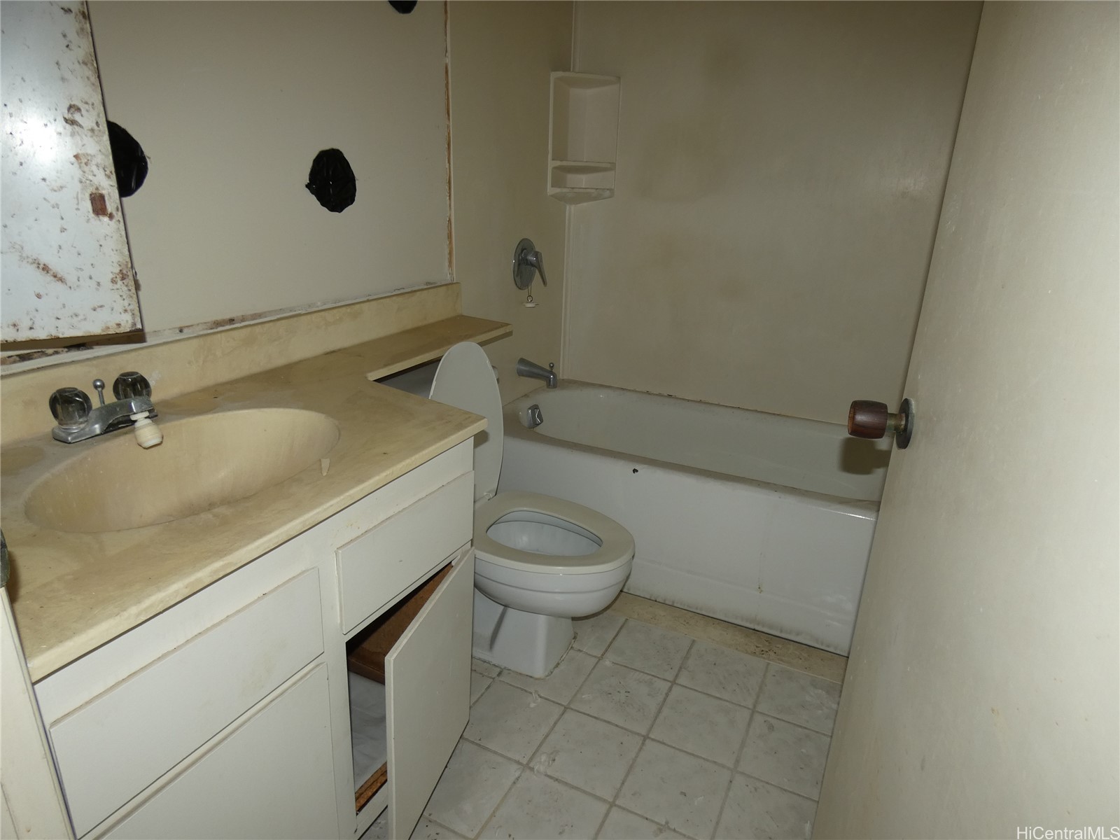 2121 Ala Wai Boulevard 3203