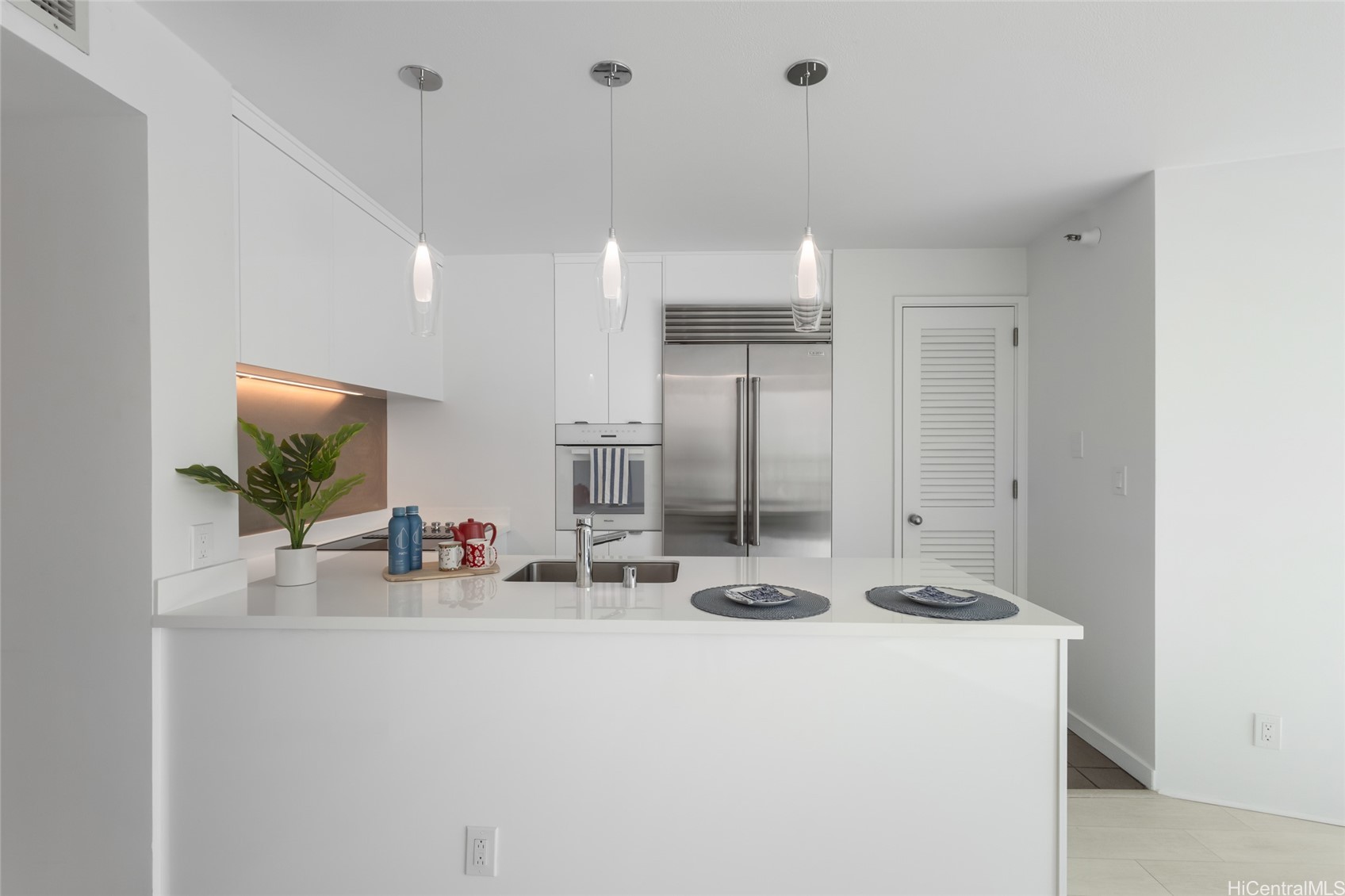 1330 Ala Moana Boulevard 3607