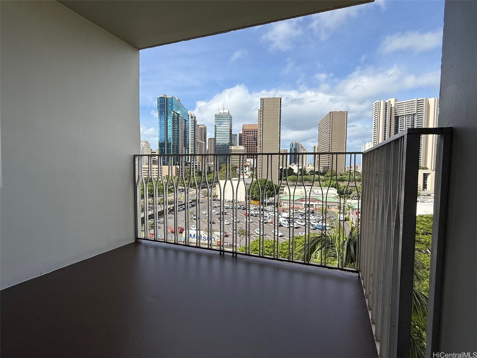 1511 Nuuanu Avenue 738
