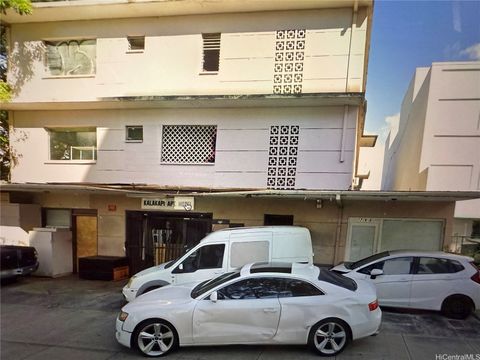 1716 Kalakaua Avenue Honolulu HI 96826