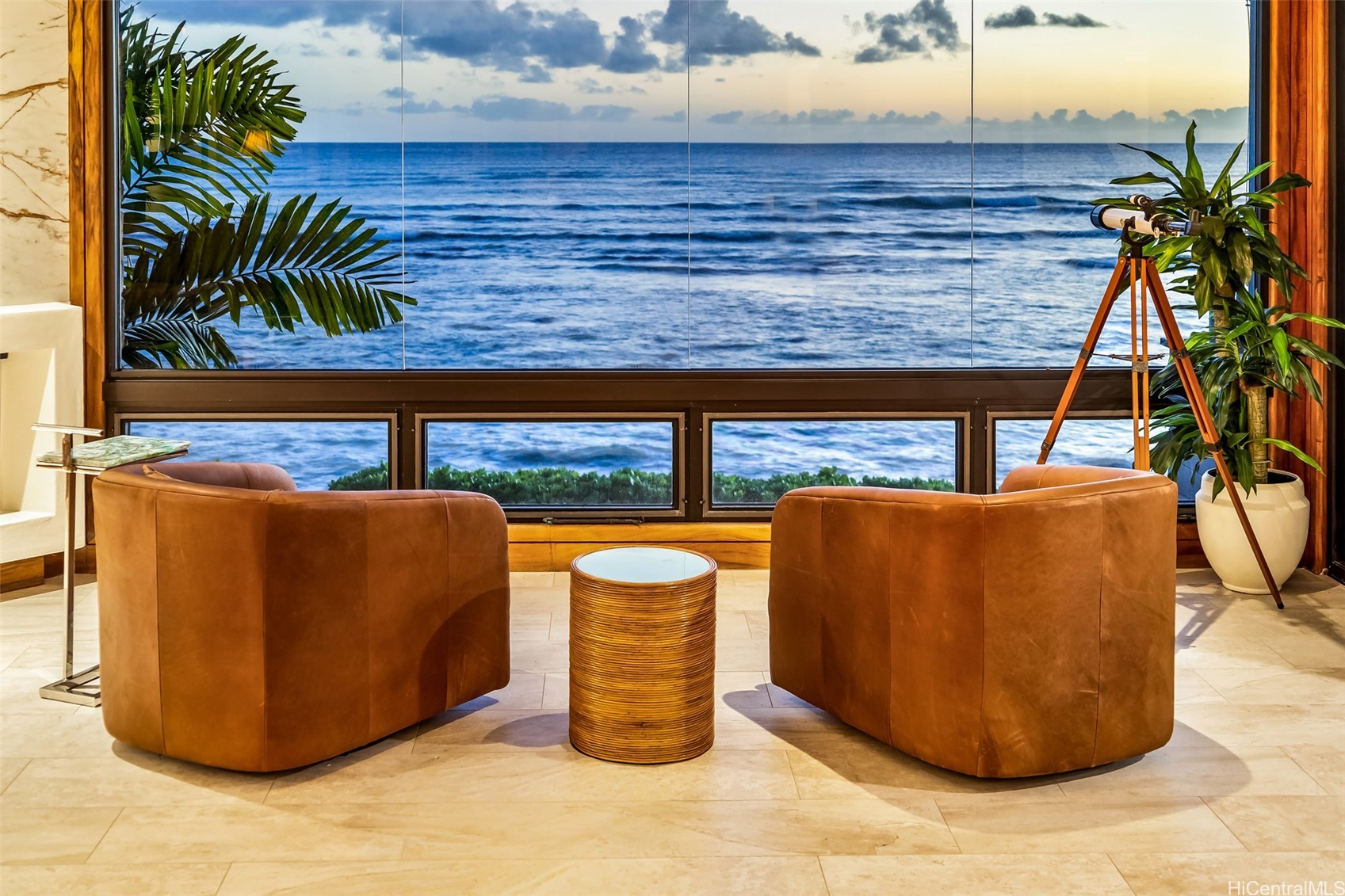 3165 Diamond Head Road 4