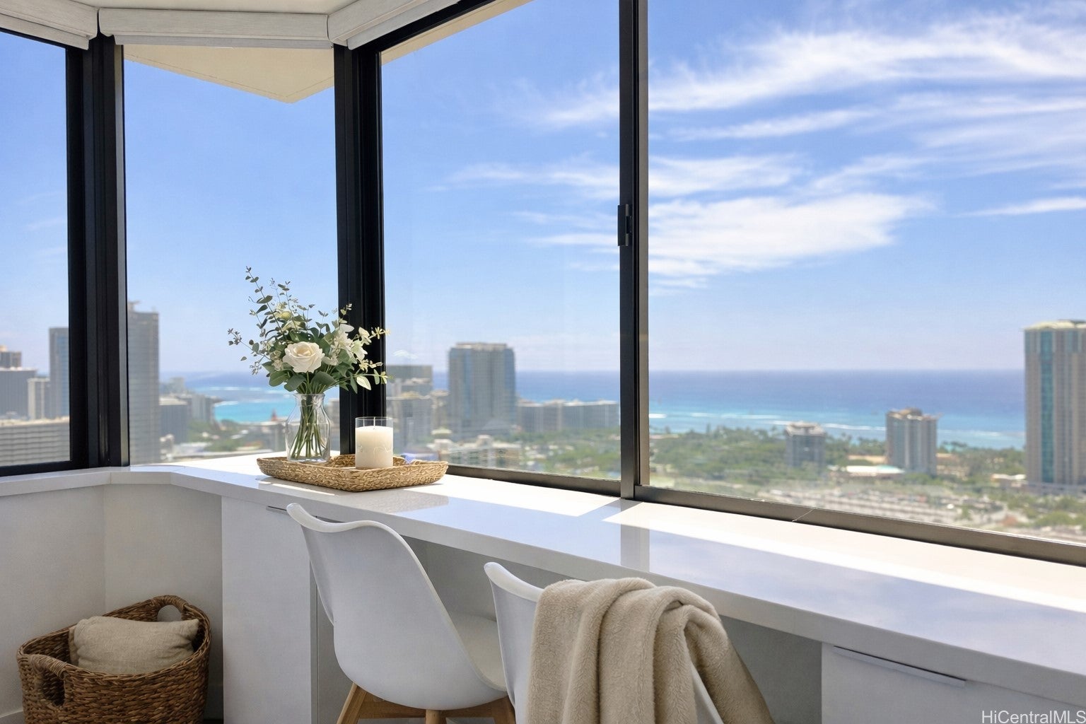 444 Niu Street 3303