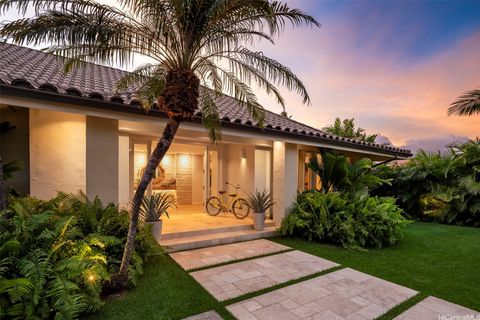 Photo of 4670 Kahala Avenue, Honolulu, HI 96816 (MLS # 202609169)