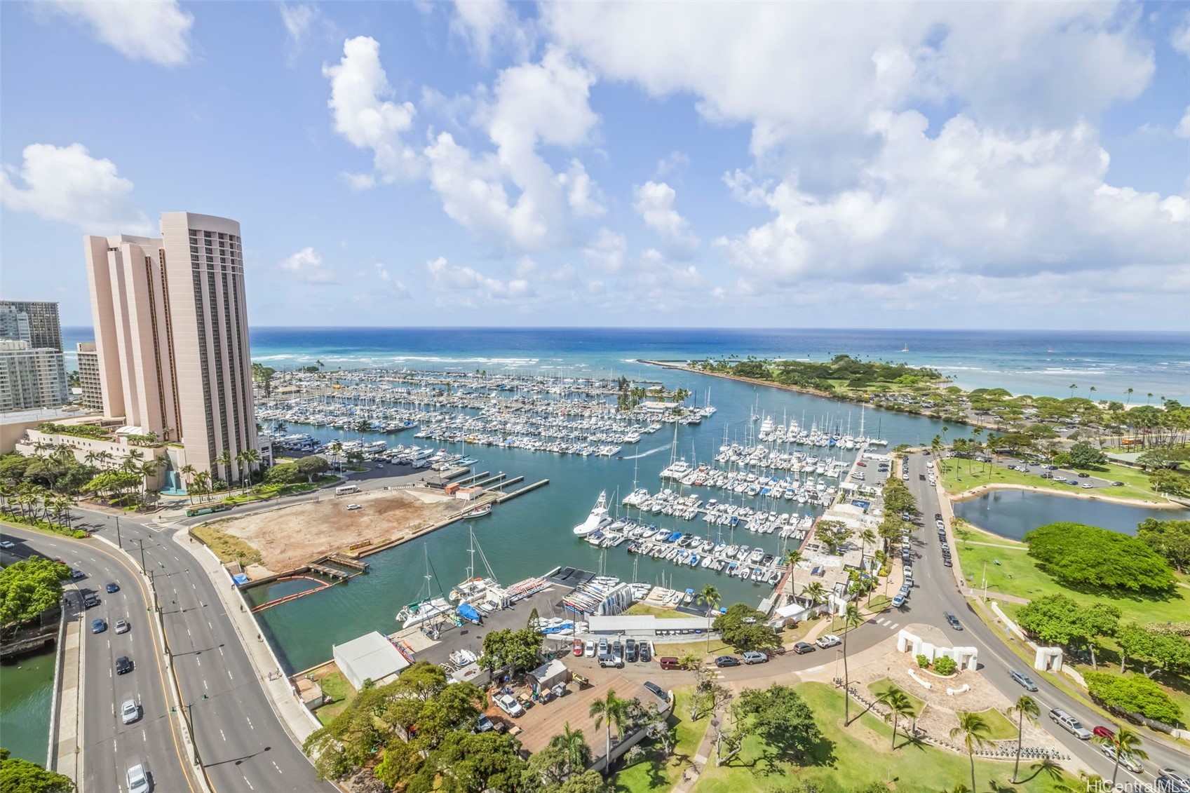 1600 Ala Moana Boulevard 2700