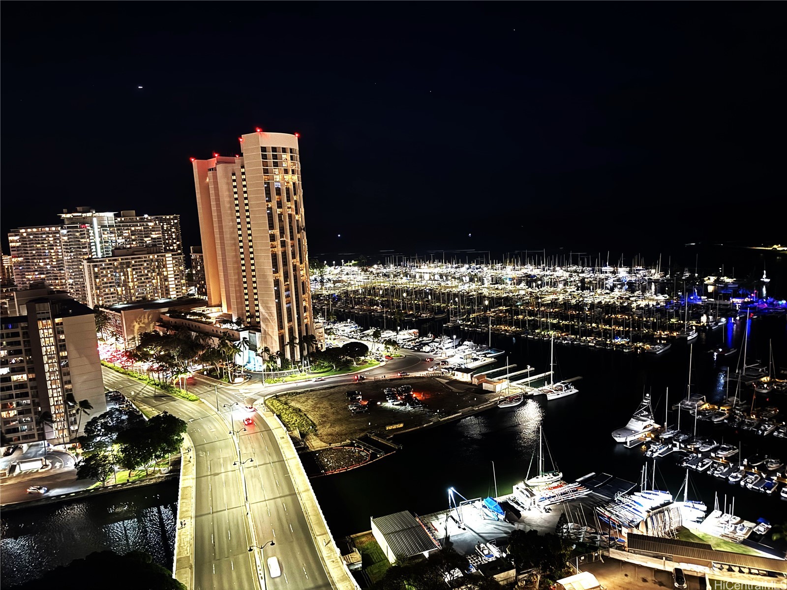 Yacht Harbor Towers Condominium
