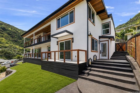 Photo of 852 Kainoa Place, Honolulu, HI 96821 (MLS # 202611527)