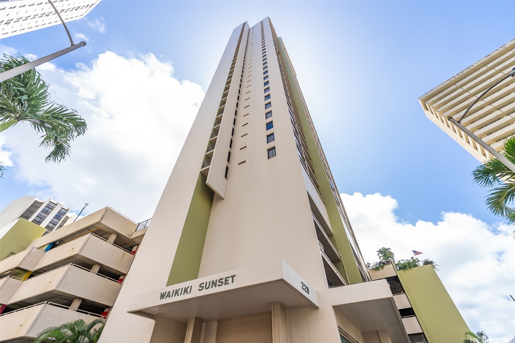 Waikiki Sunset Condominium