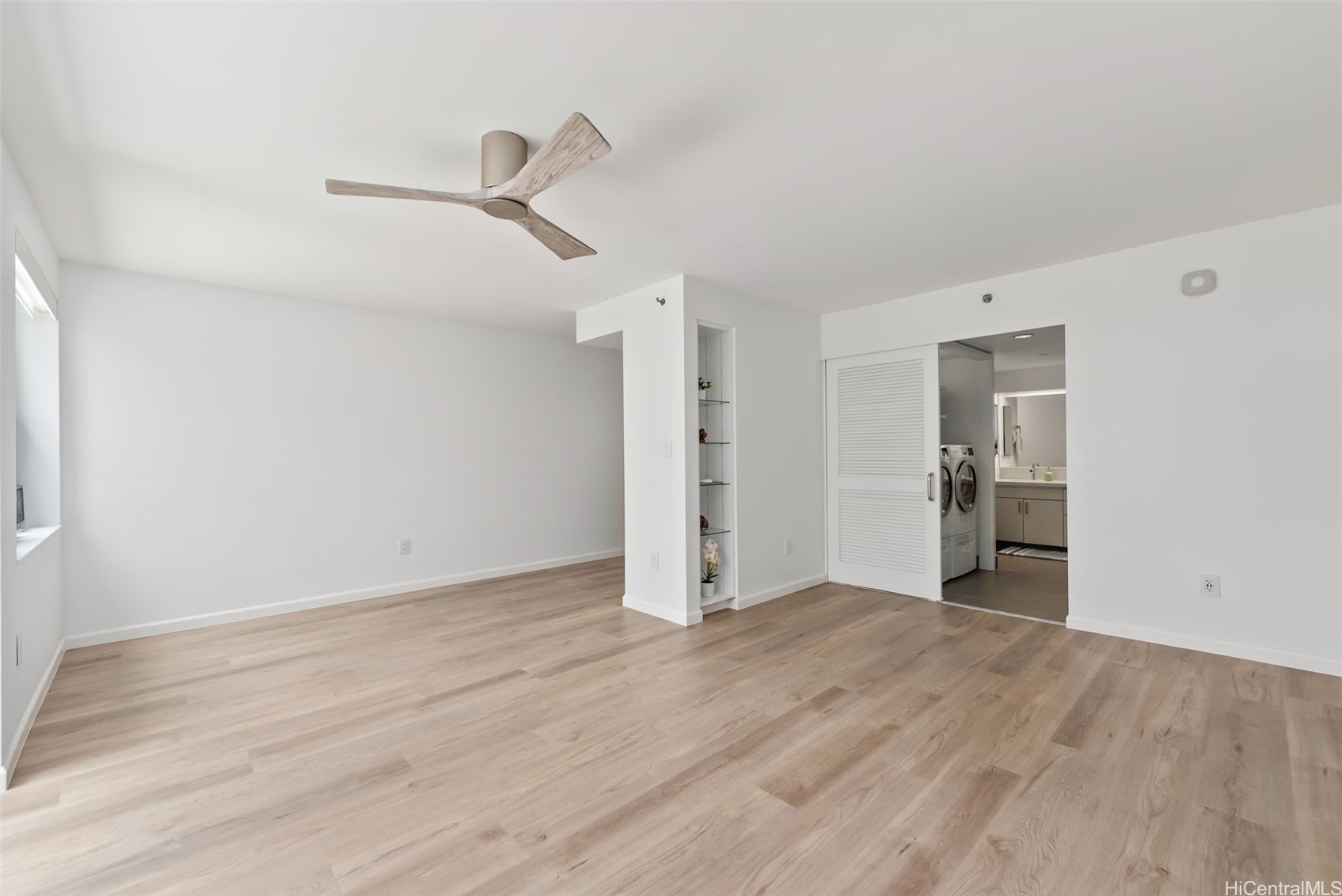 545 Queen Street 543