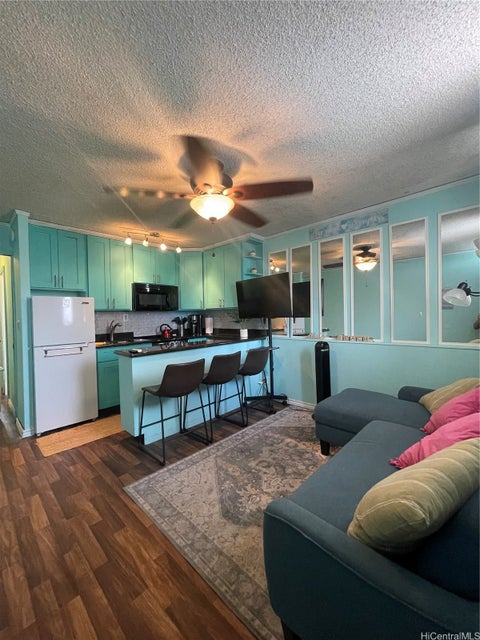 Photo of 1863 Kaioo Drive #306, Honolulu, HI 96815 (MLS # 202614886)