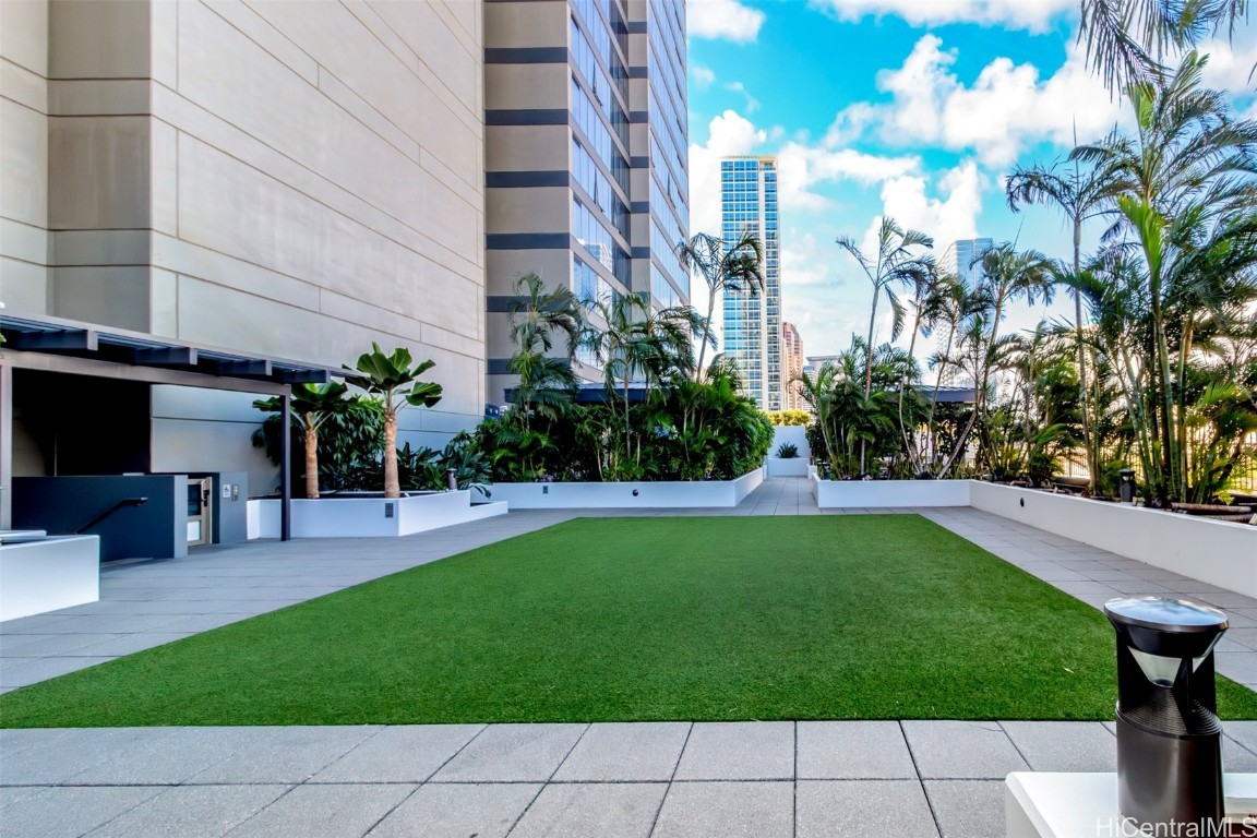 Pacifica Honolulu Residential Lease