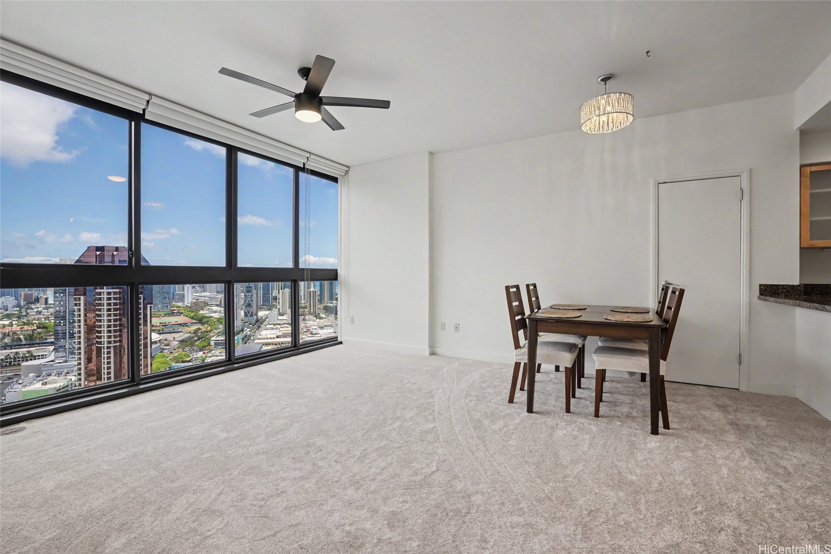 600 Queen Street 4005