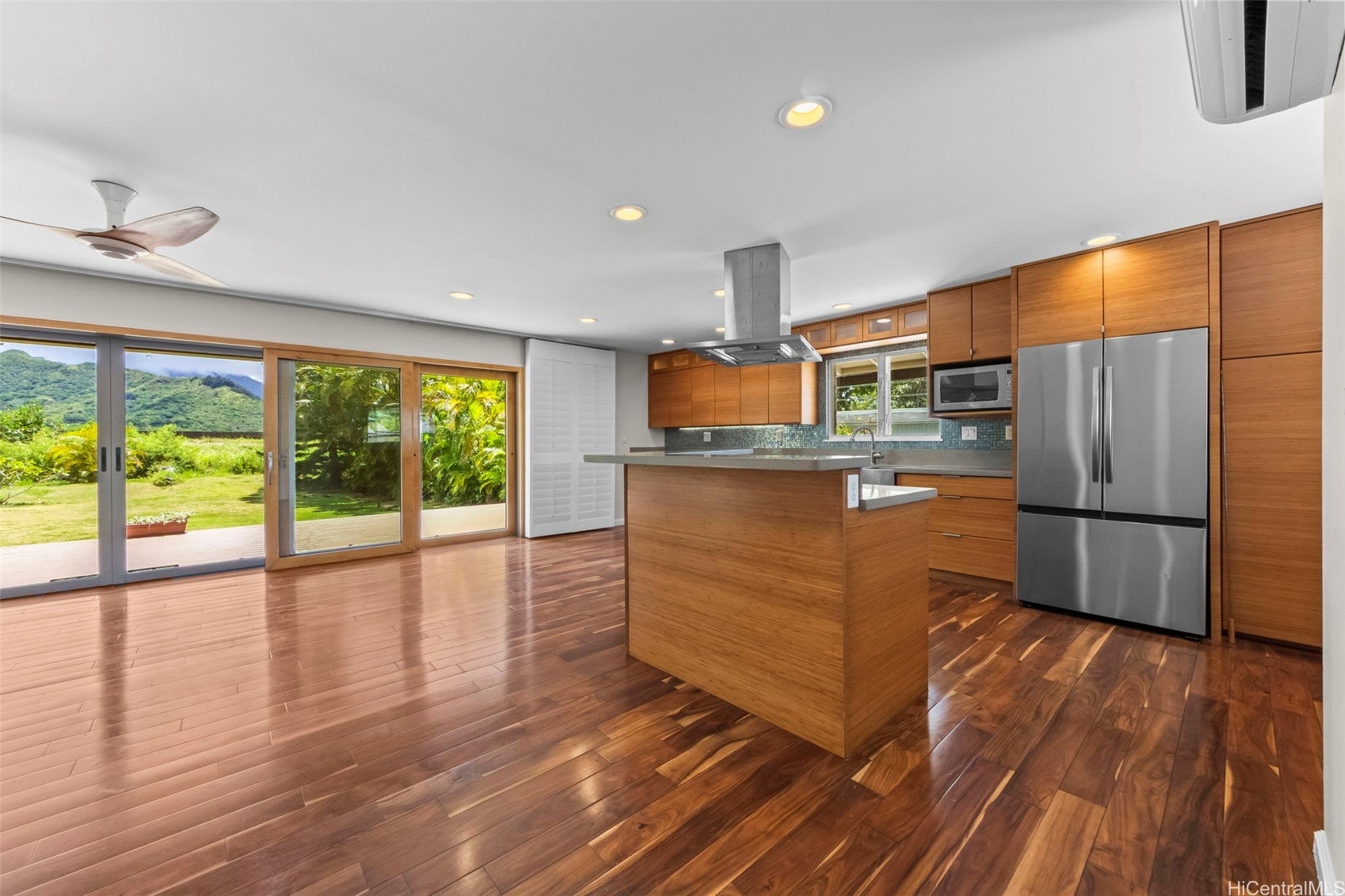 739 Kahoa Drive A