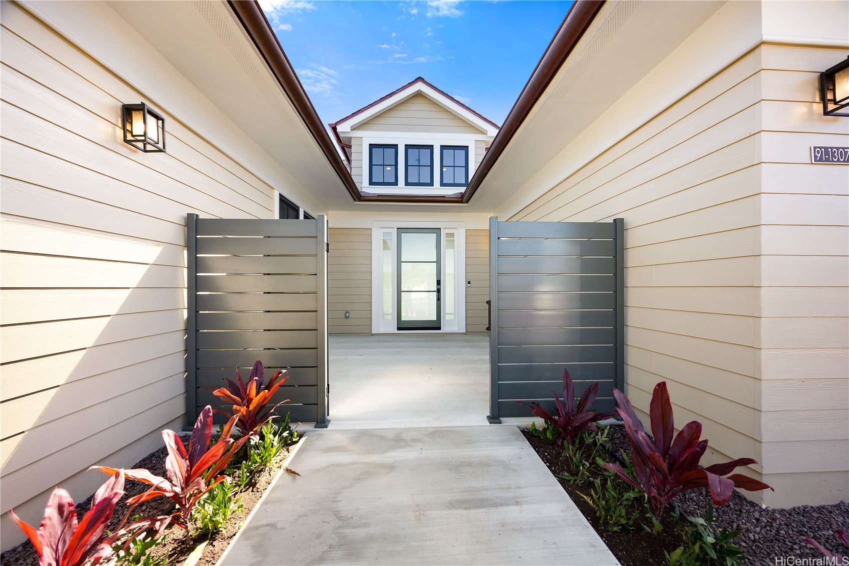 91-1307 Halili Street