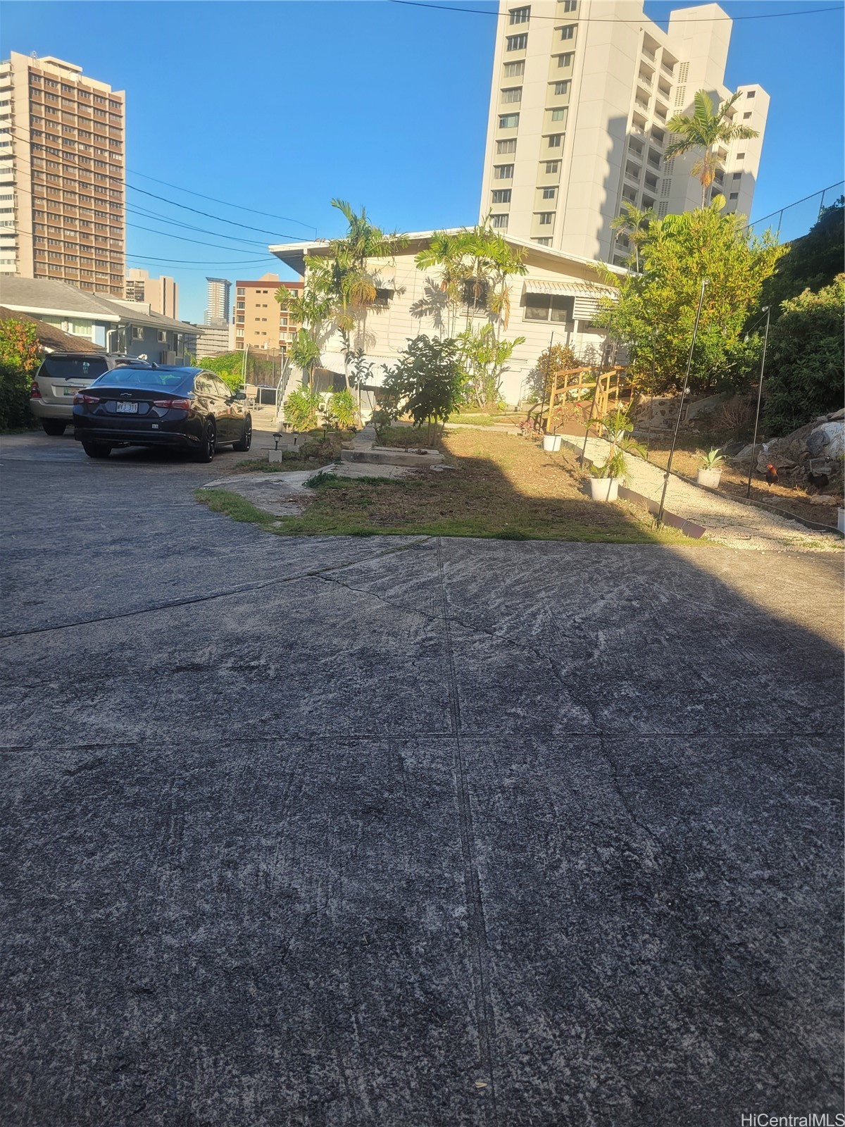 962 Spencer Street