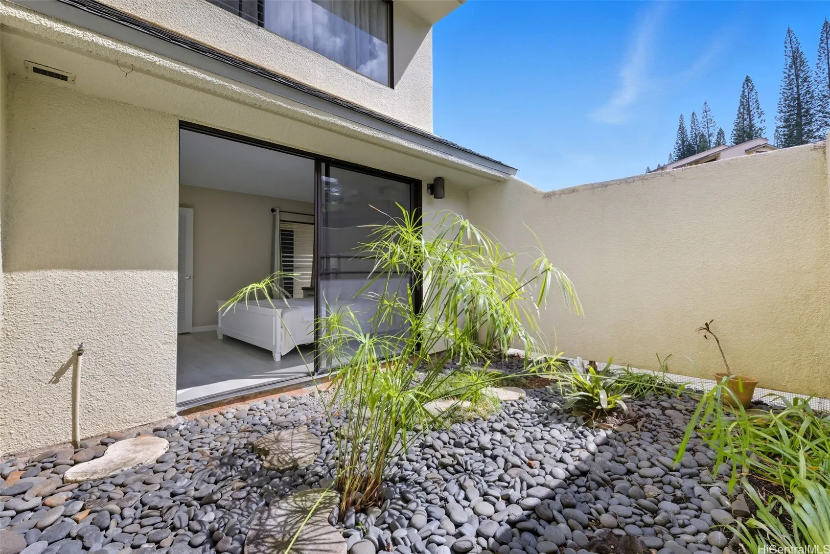 Kaneohe, Hawaii 96744, United States, 1 Bedroom Bedrooms, ,1 BathroomBathrooms,Residential,Active,222443