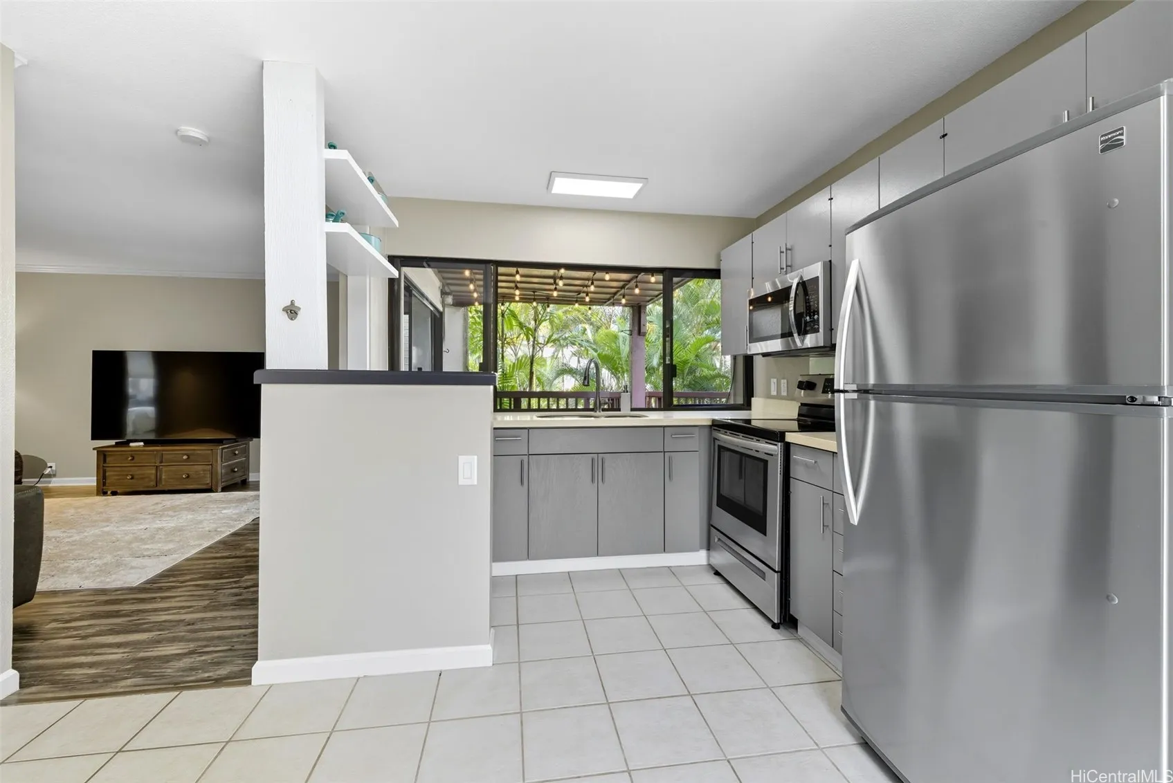 Kaneohe, Hawaii 96744, United States, 1 Bedroom Bedrooms, ,1 BathroomBathrooms,Residential,Active,222443