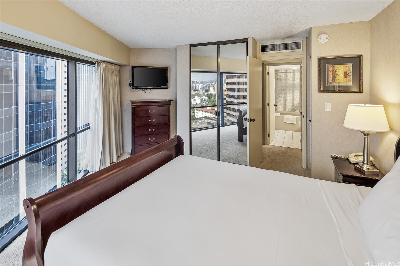 1088 Bishop Street 2110