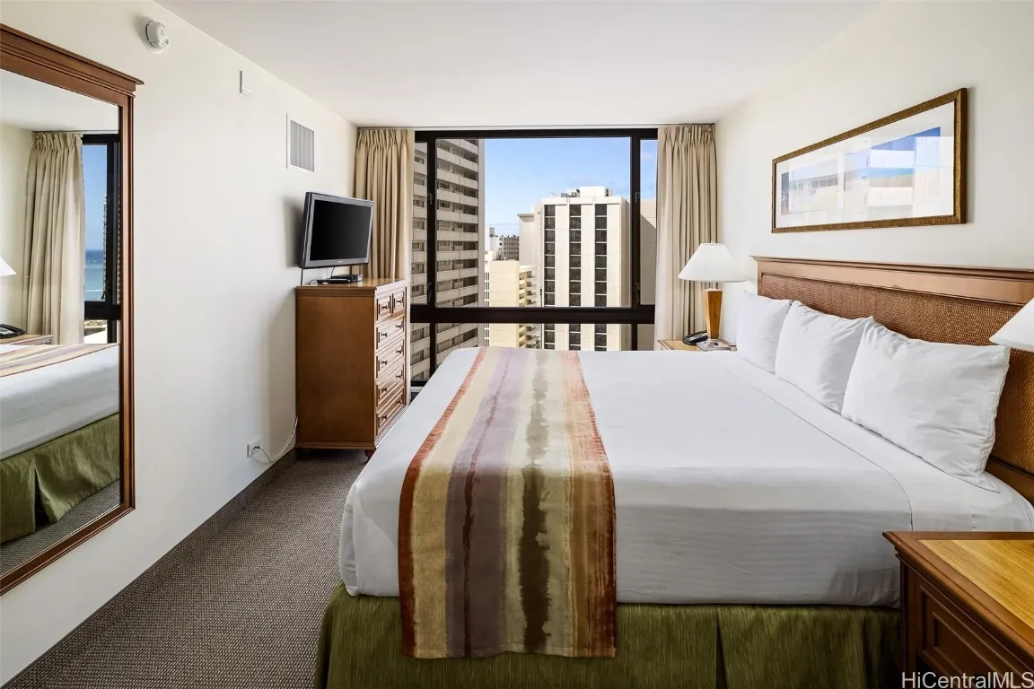 Honolulu, Hawaii 96815, United States, 1 Bedroom Bedrooms, ,1 BathroomBathrooms,Residential,Active,15127